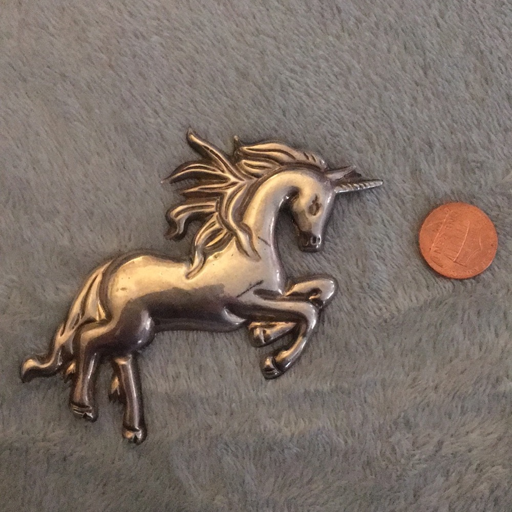 Silver 925 ‘ mexico ..unicorn brooch
